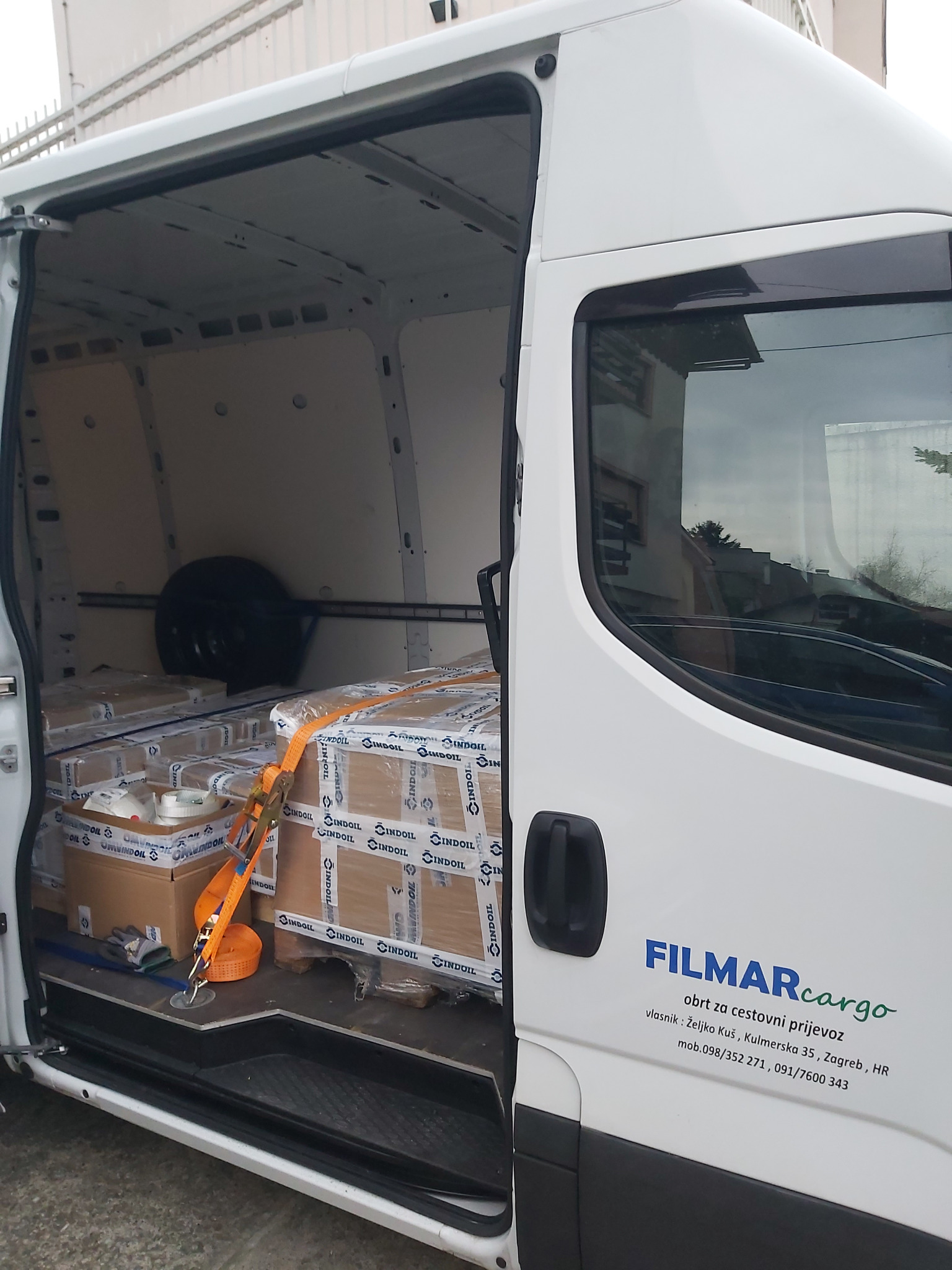 Filmar Cargo kombi s osiguranom paletnom robom